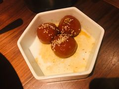 糯米榴莲丸子-望湘园·洞庭渔宴(浦江欢乐颂店)
