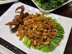 生菜鸽松-燕春楼(海河华鼎店)