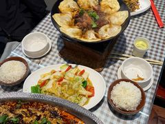 -百味地锅鸡(二店·财校分店)