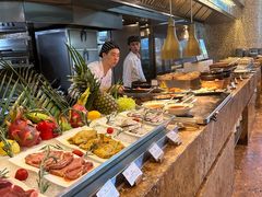 -怡聚轩全日制自助餐厅(大中华喜来登酒店)