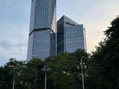 -英雄广场