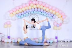 -亚太瑜伽普拉提学院