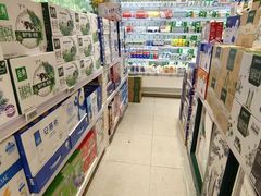 -联华超市(新闸路店)