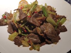 -卢大鲜鱼头捞饭(美利广场店)
