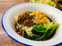 -东三里屯豌杂面