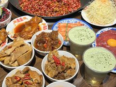 -萍姐火锅·公路夜市(武汉首店)