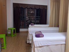 -顺则昌推按正骨理疗