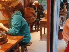 -有红鸡毛店·砂锅菜(抚琴夜市店)