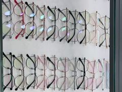 -潘多拉眼镜·蔡司依视路明月(潘家园店)