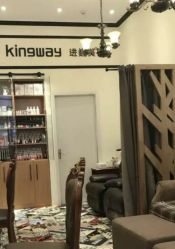 -进巍美甲美睫店
