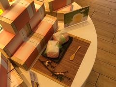 -好利来(新宜白店)