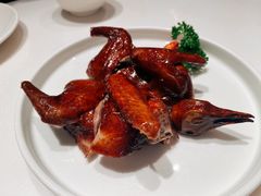 脆皮乳鸽-粤来记·啫啫煲·点心(日月光店)