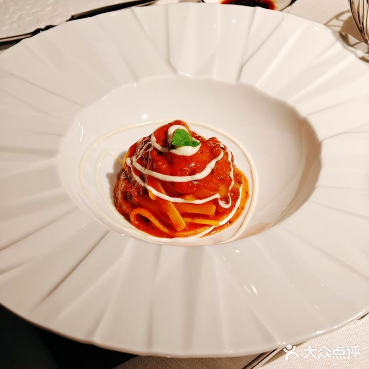 米雪推荐的武汉米其林餐厅，被惊艳到了！