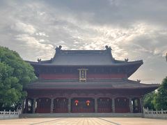 -绳金塔