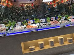 -锤头鲨毛肚海鲜烤肉自助餐厅(国购广场店)