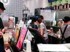 -CoCo都可(湖滨银泰店B区店)