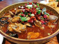 花甲呱呱叫-东北人家铁锅炖(鞍山路店)