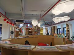 -新华书店(解放路店)