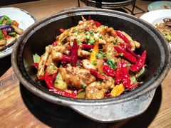 香辣绝味牛蛙-花椒笑成都小馆(百脑汇店)