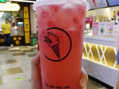 白桃鲜梅绿茶-ZEROPARK零度乐园(万优汇店)