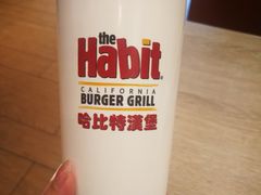 哈比特の中杯畅饮-The Habit Burger Grill 哈比特汉堡(爱琴海店)