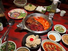 -袁老四重庆老火锅(桐梓坡店)
