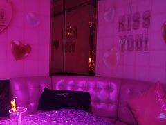 -好乐迪(张扬路八佰伴店)