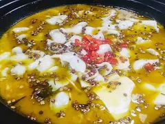 -亿江南新概念融合美食餐厅(管仲老街店)