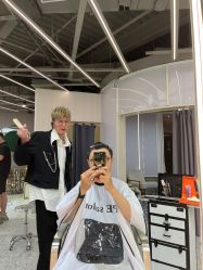 -PE SALON 