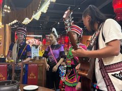 -老滇山寨•云南特色菜•地方菜•民族风情歌舞表演(金碧店)