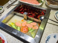 -二荆条·蜀鲜汇城市森林火锅