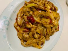 鱼香肉丝-付掌柜在成都·热炒砂锅集(金禾店)