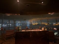 -SU lounge the lake view湖景酒廊