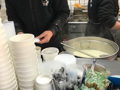 -门庭若市豆浆油条(恒生广场店)