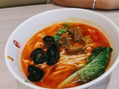 -康师傅私房牛肉面(马泉营奥莱店)