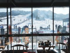 -辽阳弓长岭温泉滑雪场