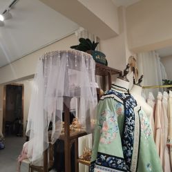 -一揽芳华汉服旗袍体验馆(拙政园店)