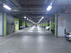 场地-大宁国际商业广场-地下停车库