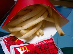 -麦当劳(滨河路DT店)