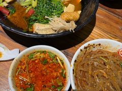 -万记麻辣烫国展总店