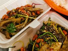 -陈老添美食店(宝华路店)