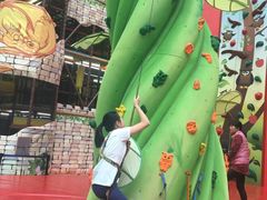 -蒙特利亲子乐园