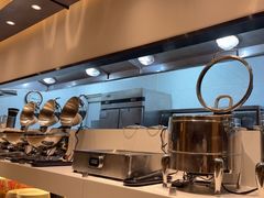 -鱼鲜饭香·招牌汽锅剁椒鱼头王