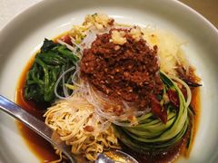 五彩大拉皮-鞍山大白鲨美食酒店
