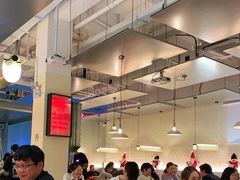 大堂-白仁仔· 活烤海鲜 宵夜(豫园店)