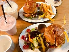 德国盘肠汉堡-HELLO 27 意面·沙拉·帕尼尼