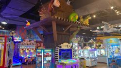 -卡通尼乐园(五彩世界店)