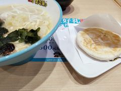 肉酱米线-灵芝妹子海鲜米线(凯德和平广场店)