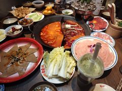 -萍姐火锅·公路夜市(武汉首店)