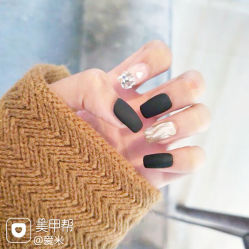 -Pink You美甲洗眉纹绣定制中心